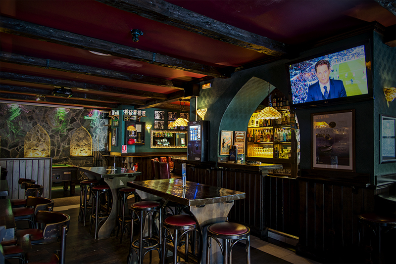 The Claddagh Bar